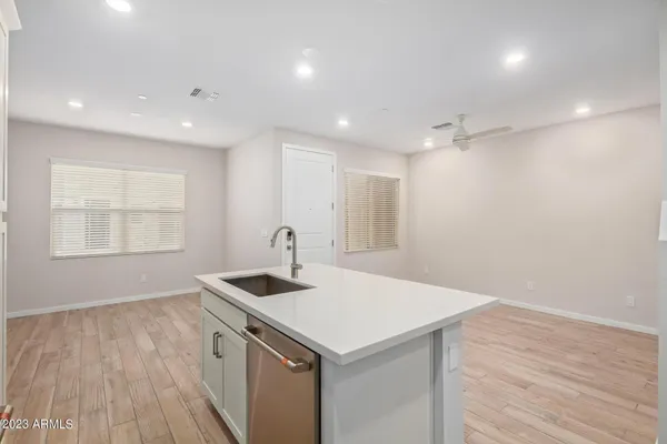 $2,400 | 729 East Zesta Lane, Unit 103, Gilbert, AZ 85297