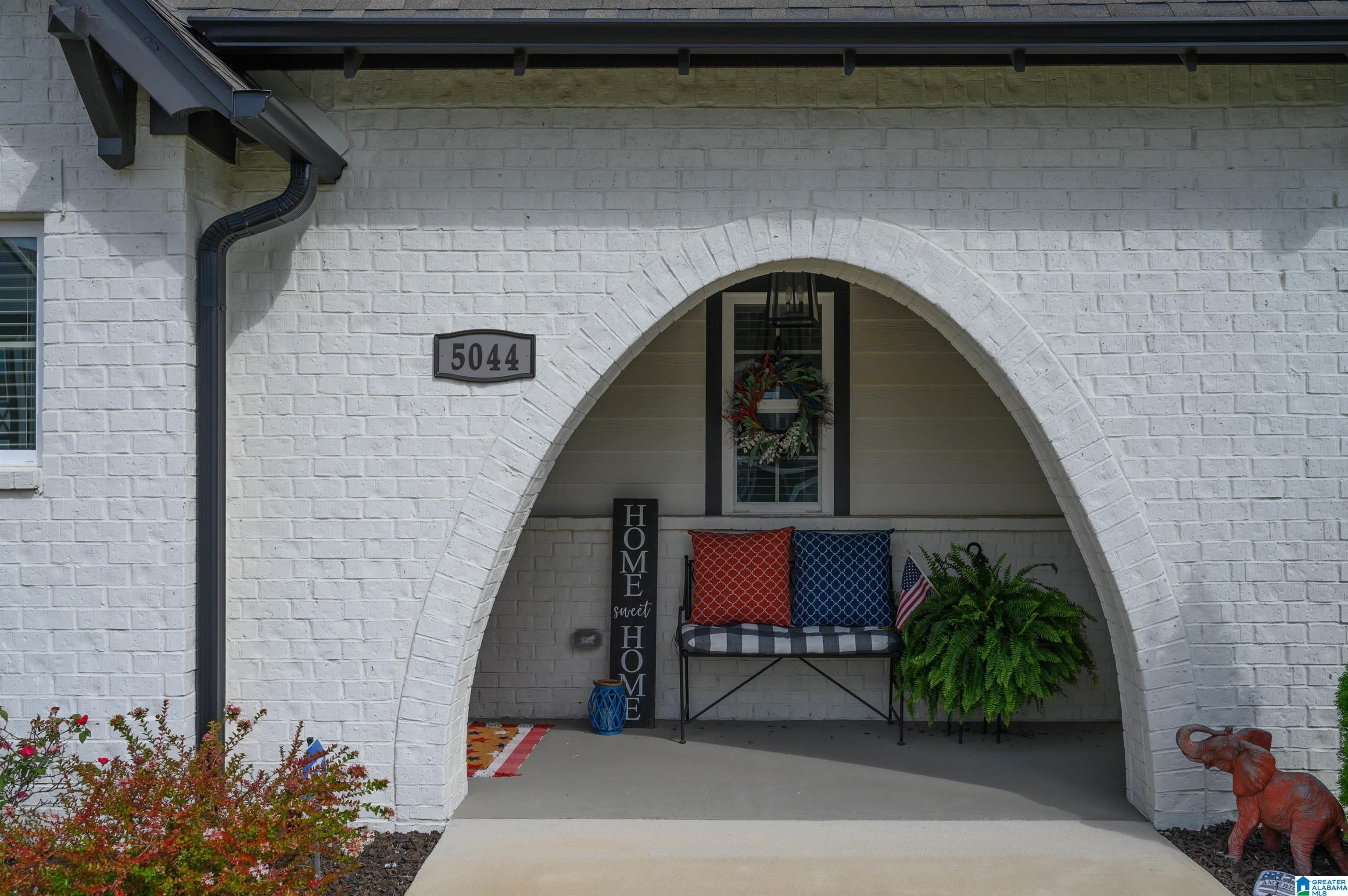 5044 Simms Ridge Pelham, AL 35124 - Photo 7 of 47