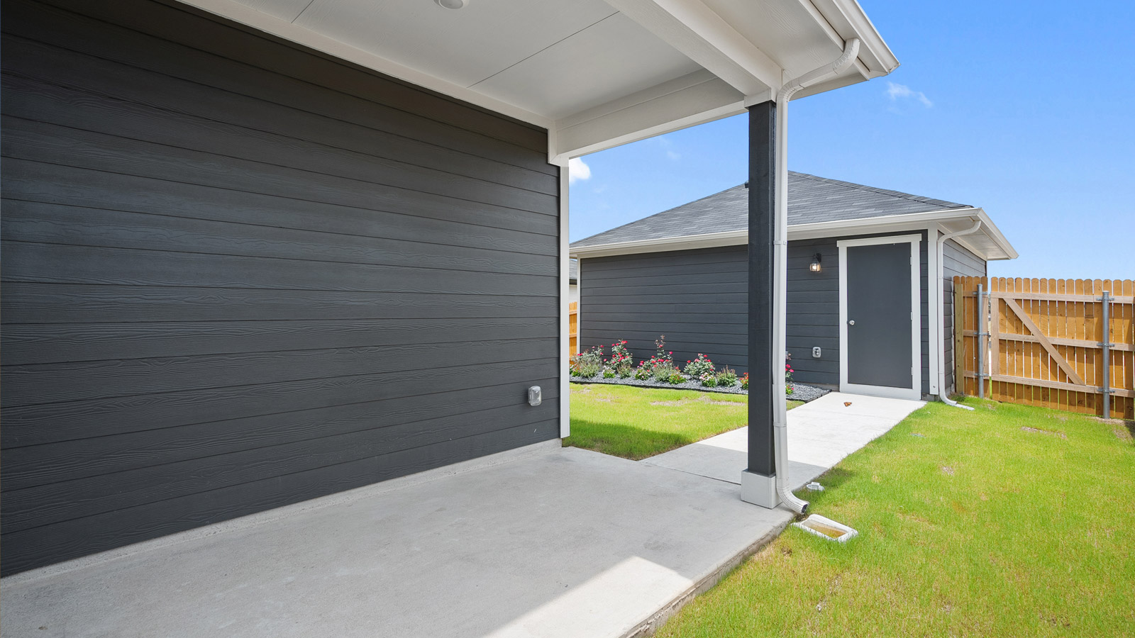 300 Santo Domingo Road Bastrop, TX 78602 - Photo 27 of 33