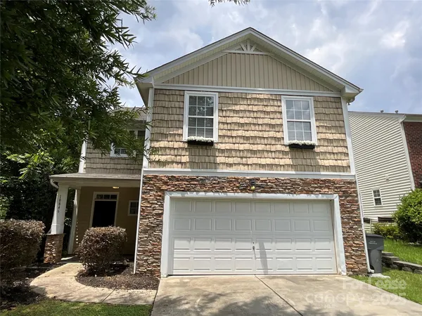 $2,095 | 10846 Traders Court, Davidson, NC 28036