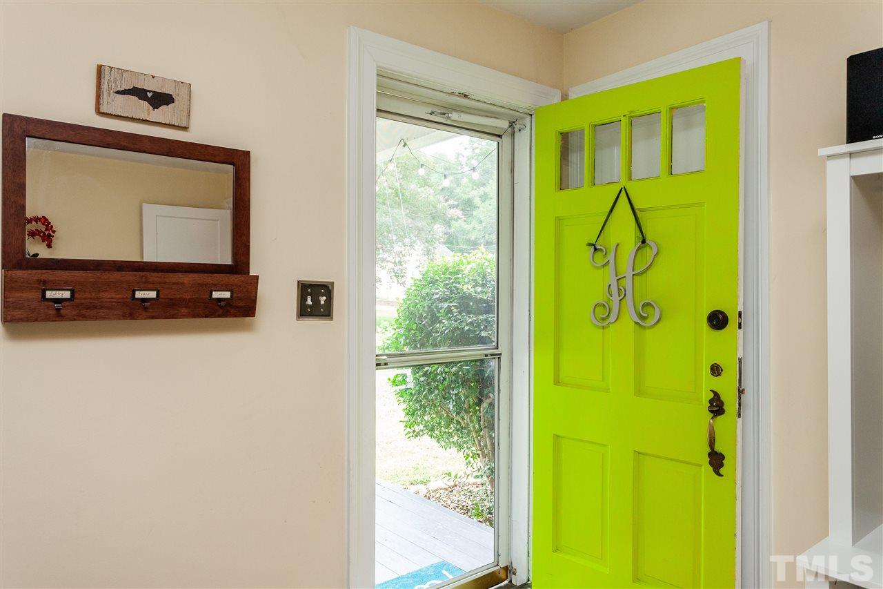 219 Lafayette Road Raleigh, NC 27604 - Photo 4 of 25