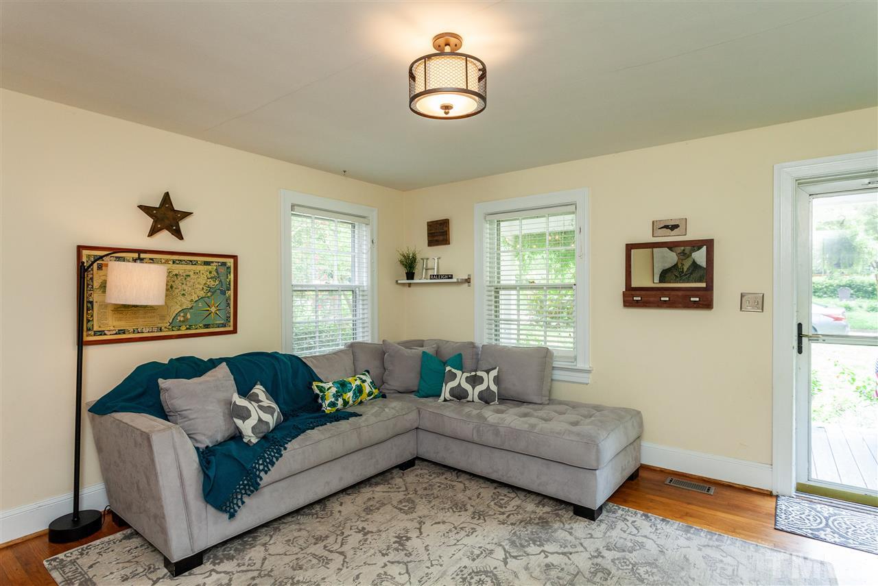 219 Lafayette Road Raleigh, NC 27604 - Photo 6 of 25