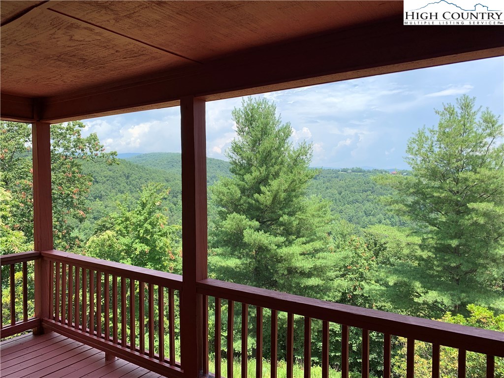 305 Wolf Pen Road Purlear, NC 28665 - Photo 6 of 40