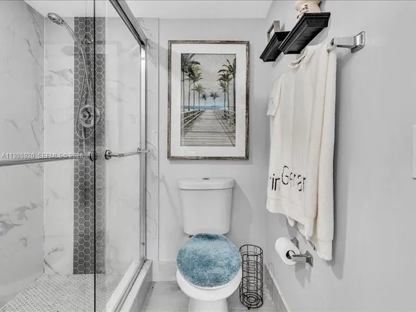 $2,700 | Buckingham at Century Village, Pembroke Pines, FL 33027