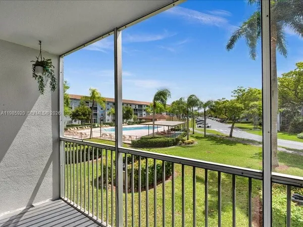 $2,700 | Buckingham at Century Village, Pembroke Pines, FL 33027