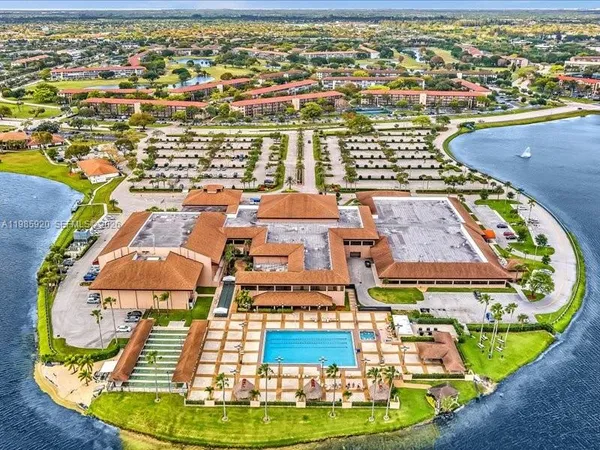 $2,700 | Buckingham at Century Village, Pembroke Pines, FL 33027