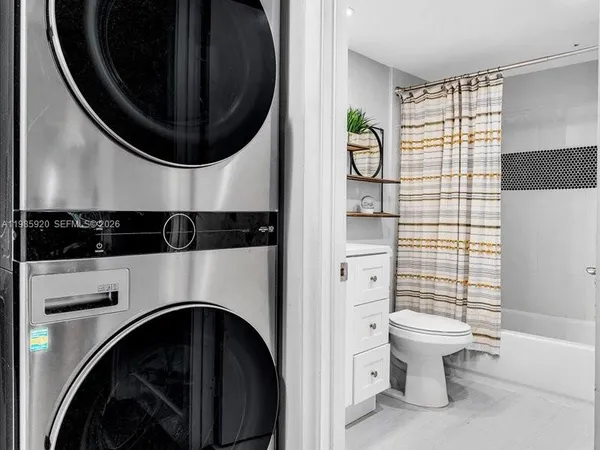 $2,700 | Buckingham at Century Village, Pembroke Pines, FL 33027