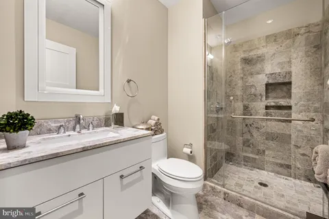 $775,000 | 50 South 16th Street, Unit 5103, Philadelphia, PA 19103