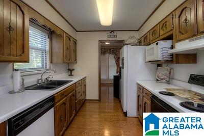 1930 Virginia Lane Bessemer, AL 35023 - Photo 4 of 36