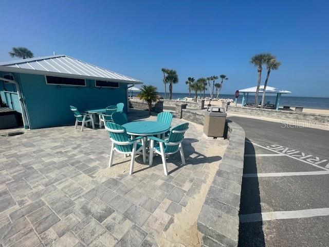 3734 Topsail Trail New Port Richey, FL 34652 - Photo 48 of 65 a outdoor space with a table and chairs