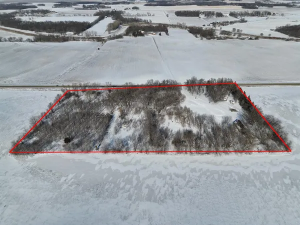 $200,000 | 87387 245th Street, Albert Lea, MN 56007