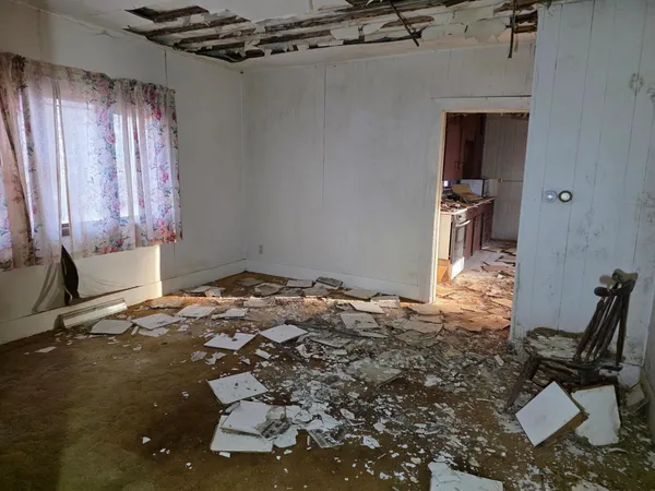 $200,000 | 87387 245th Street, Albert Lea, MN 56007