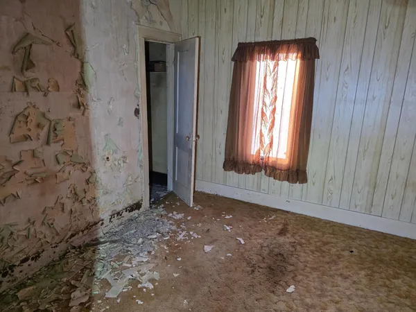 $200,000 | 87387 245th Street, Albert Lea, MN 56007