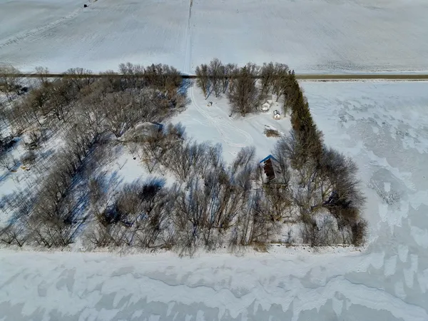 $200,000 | 87387 245th Street, Albert Lea, MN 56007