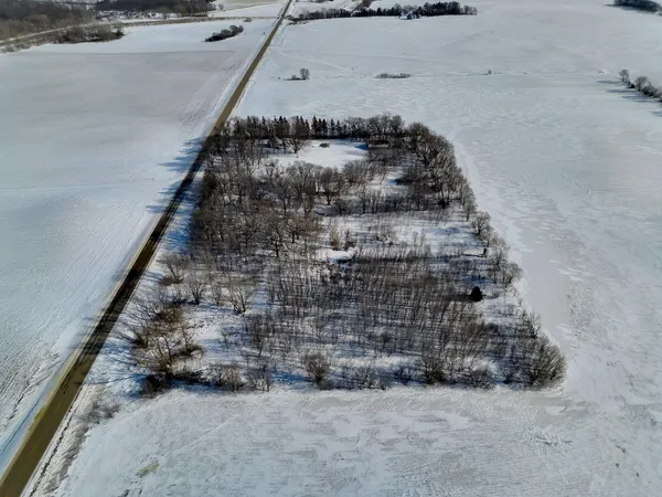 $200,000 | 87387 245th Street, Albert Lea, MN 56007