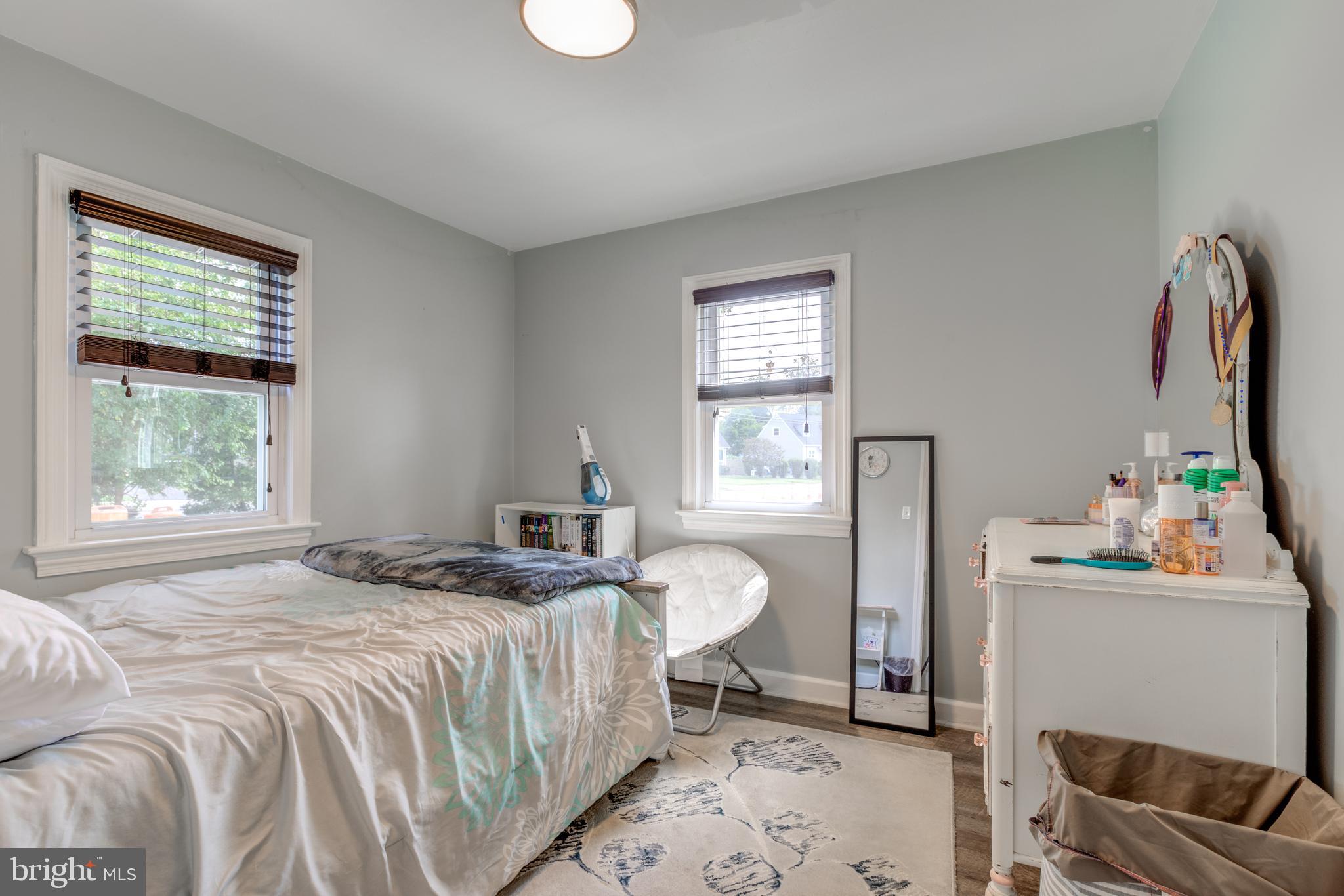 121 Leconey Circle Palmyra, NJ 08065 - Photo 13 of 33 a bedroom with a bed and a window