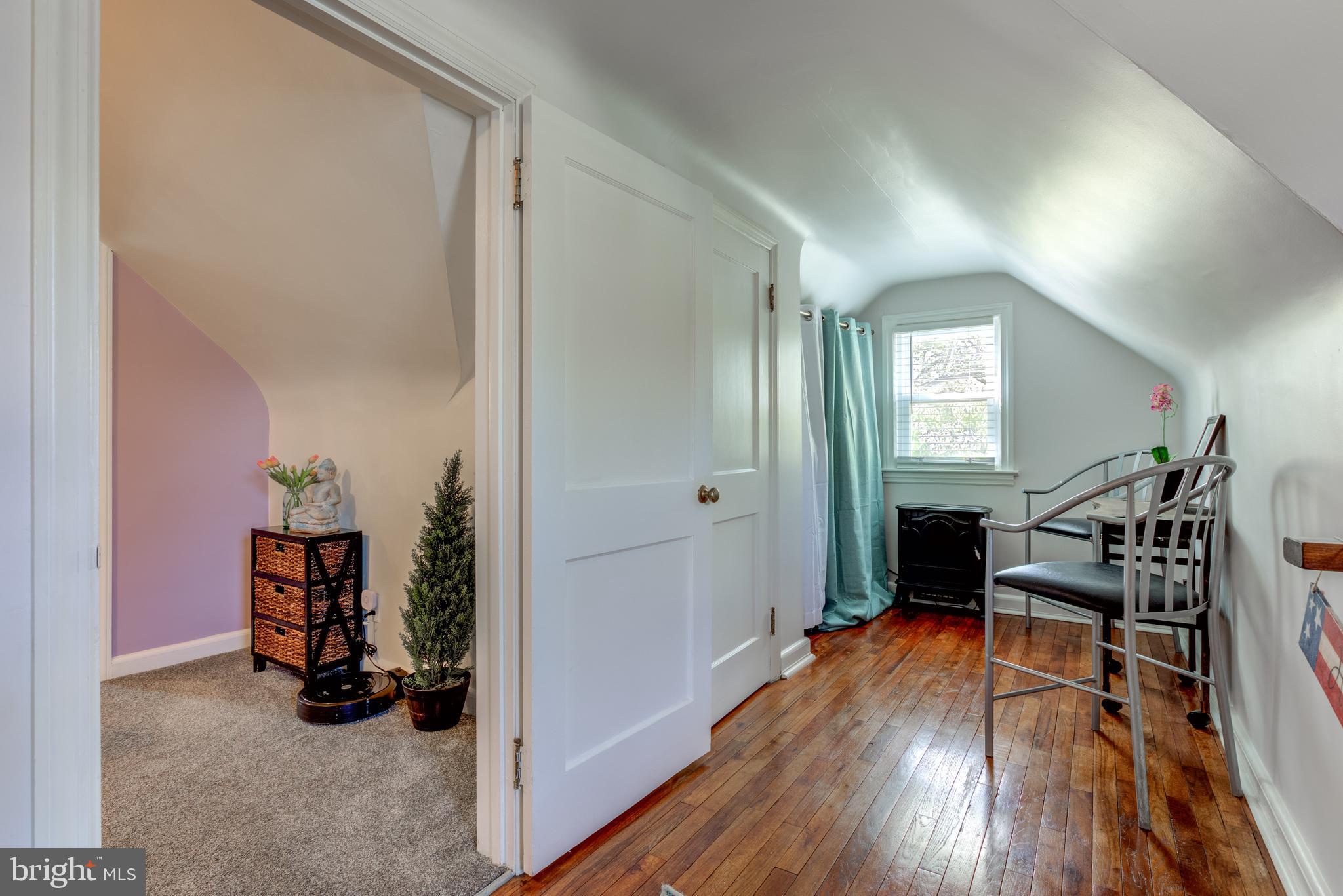 121 Leconey Circle Palmyra, NJ 08065 - Photo 19 of 33 a view of a room with wooden floor closet and windows