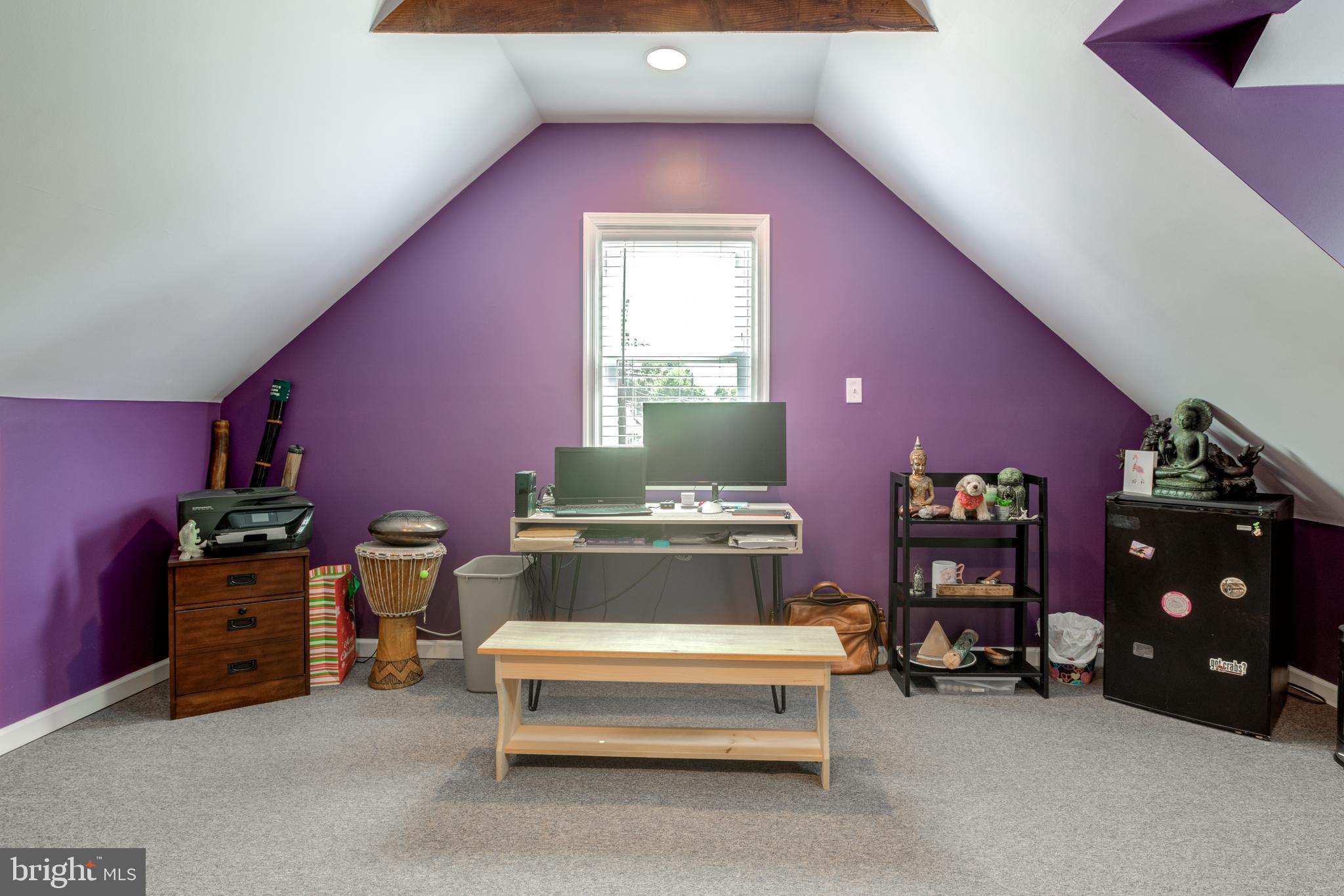 121 Leconey Circle Palmyra, NJ 08065 - Photo 22 of 33 a living room with furniture and a air conditioner vent