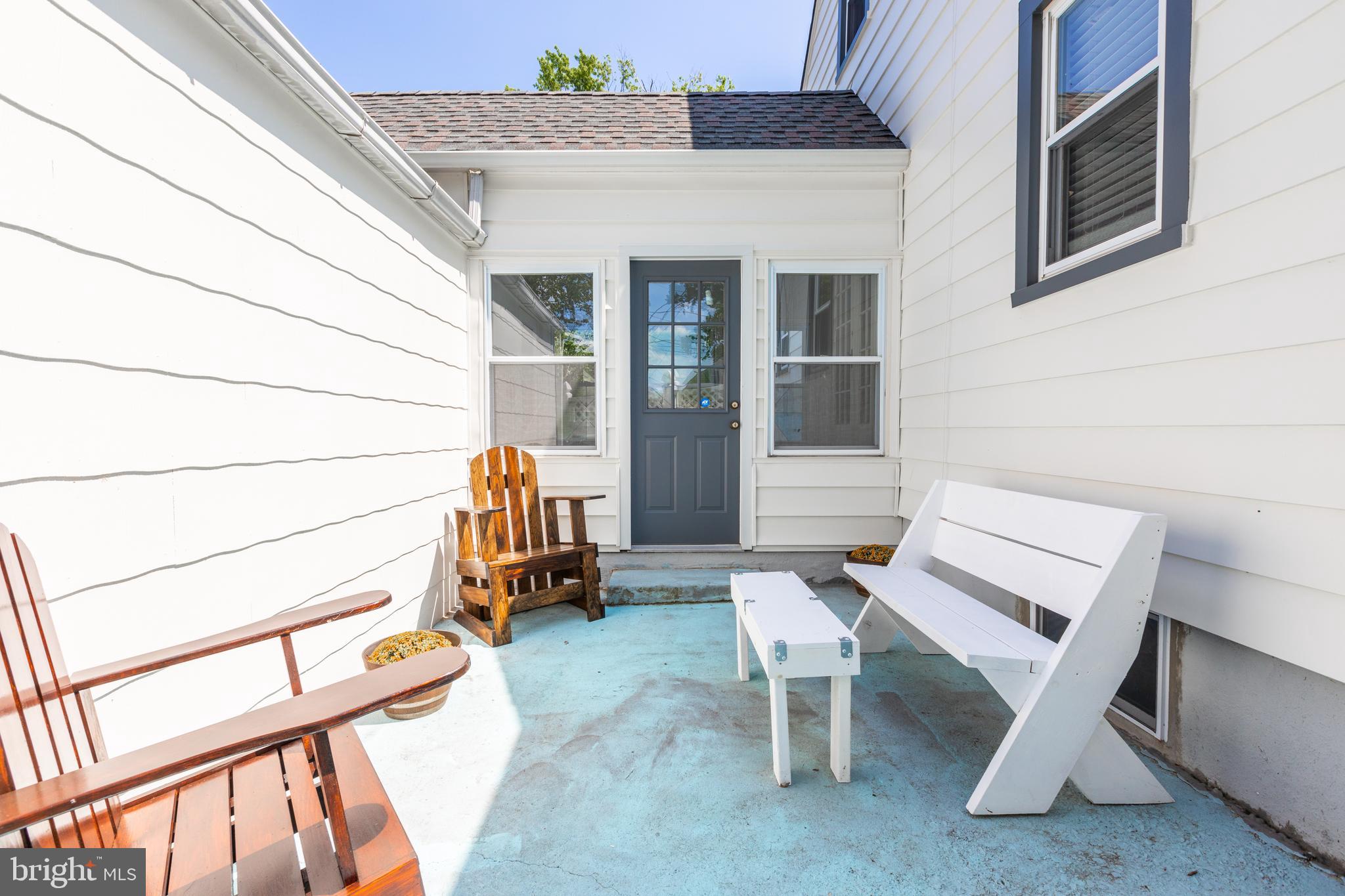 121 Leconey Circle Palmyra, NJ 08065 - Photo 27 of 33 a view of two chairs in the room