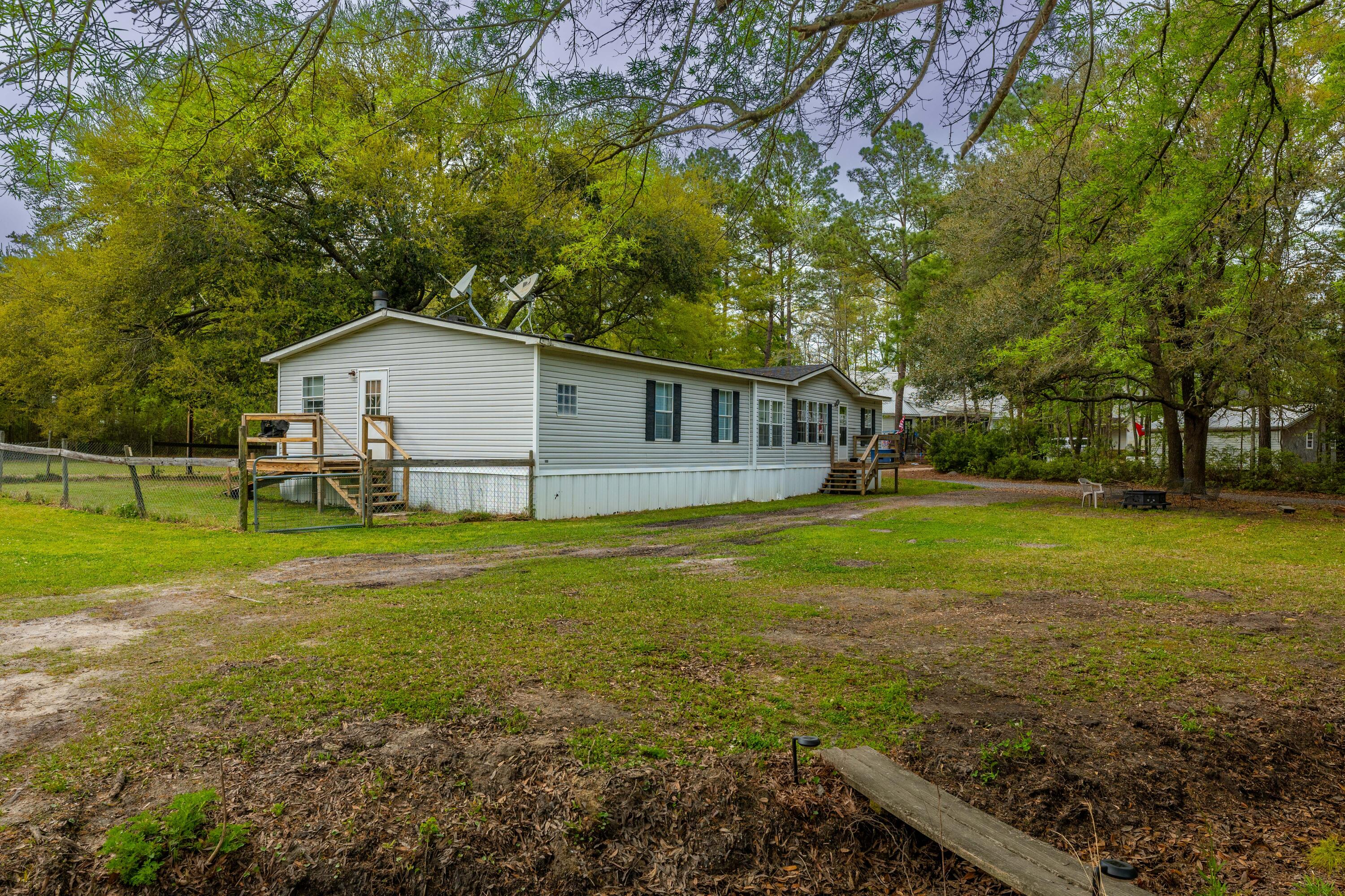713 Broughton Road Moncks Corner, SC 29461 - Photo 26 of 44 P1030761