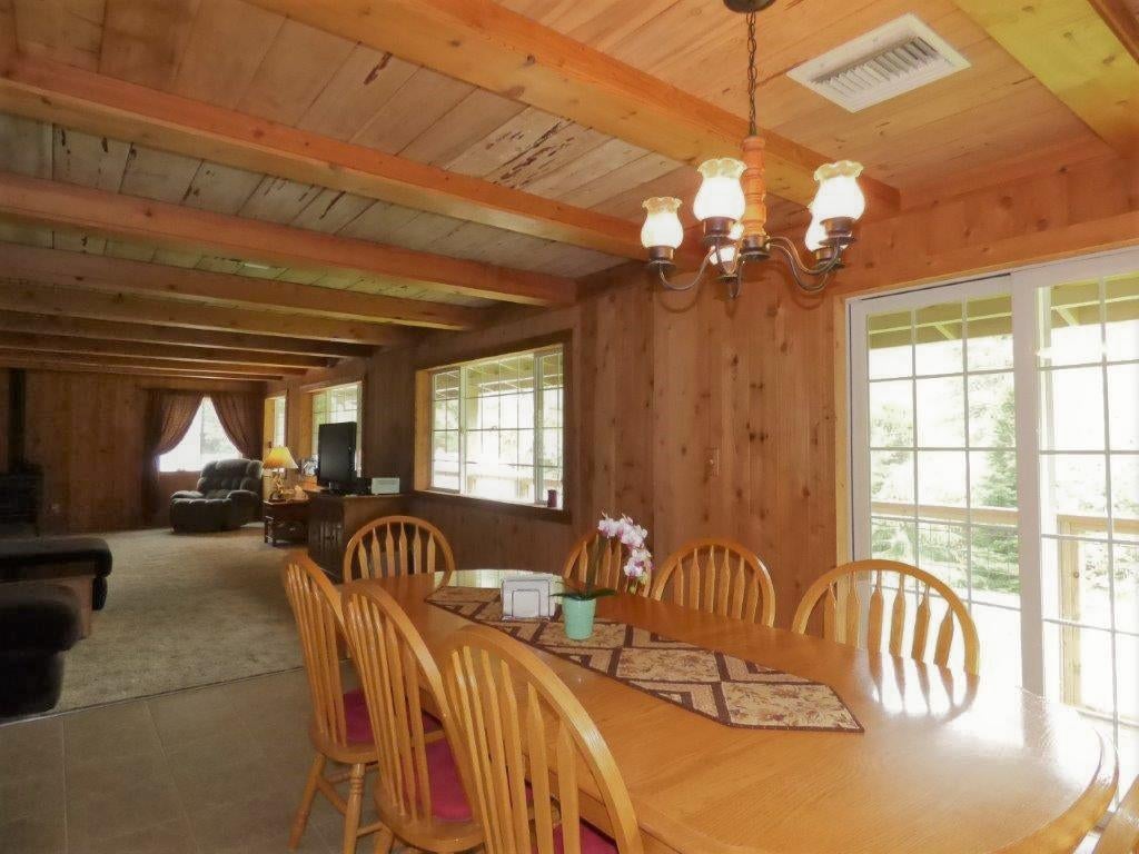 1068 Wards Creek Road Rogue River, OR 97537 - Photo 17 of 57 Southern Oregon Homes 8