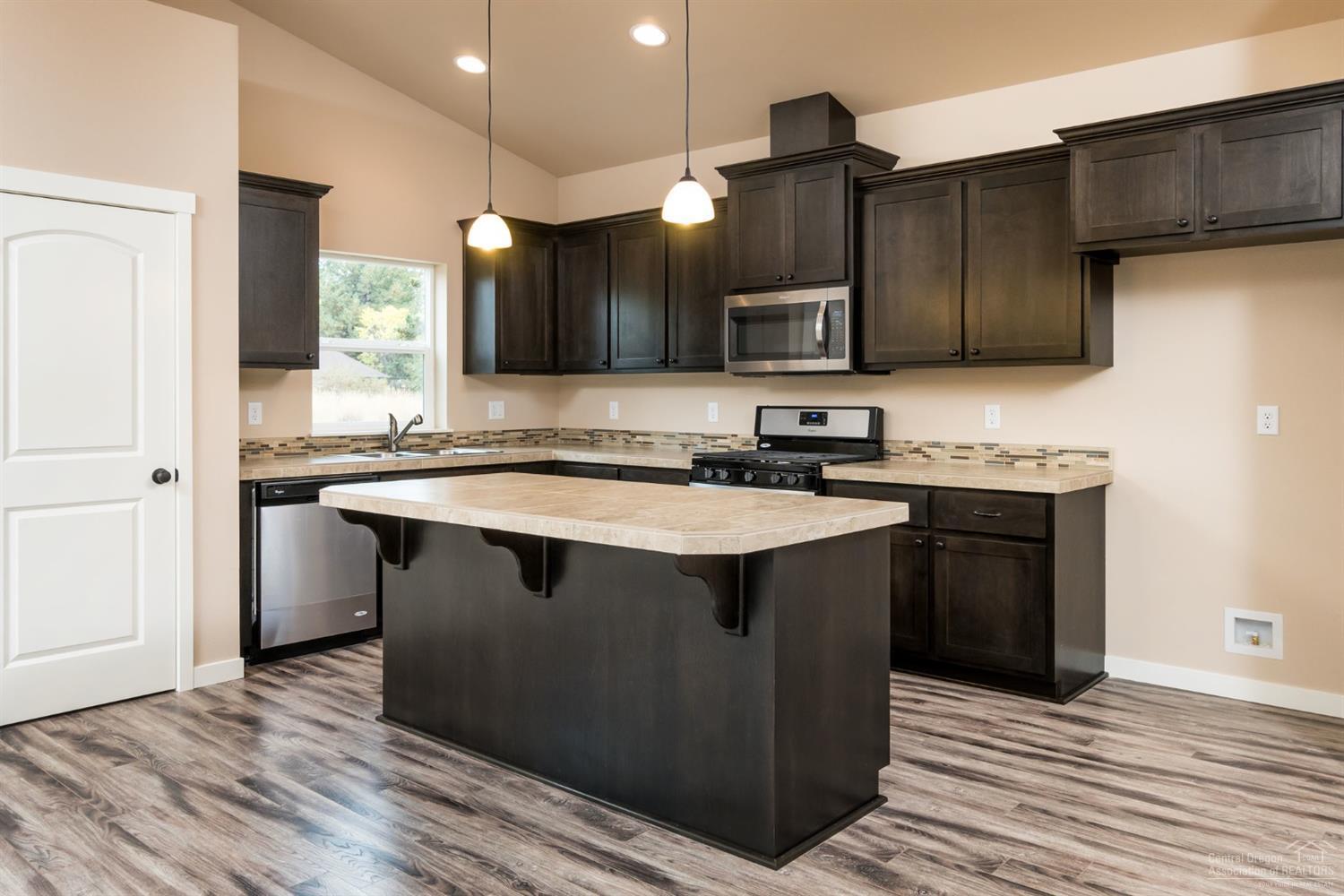 63296 Vogt Road Bend, OR 97701 - Photo 2 of 13 Additional Photo