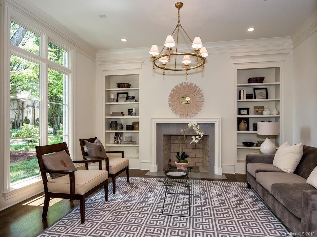 2033 Norton Road Charlotte, NC 28207 - Photo 4 of 24 Gallery Image 4