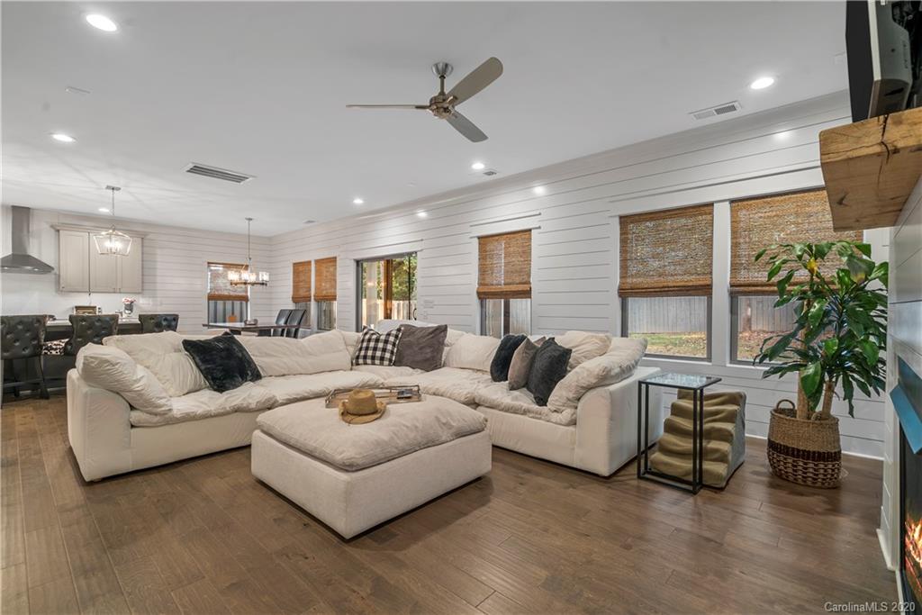 4337 Spring Street Charlotte, NC 28270 - Photo 16 of 30 Gallery Image 16