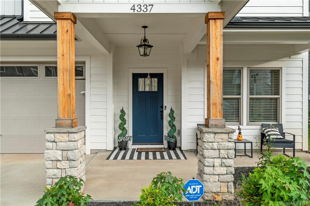 4337 Spring Street Charlotte, NC 28270 - Photo 3 of 30 Gallery Image 3