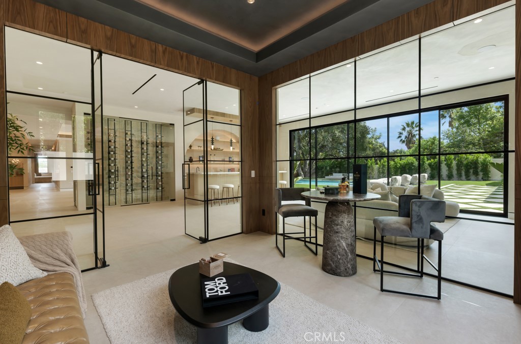 16708 Huerta Road Encino, CA 91436 - Photo 21 of 72 Gallery Image 21