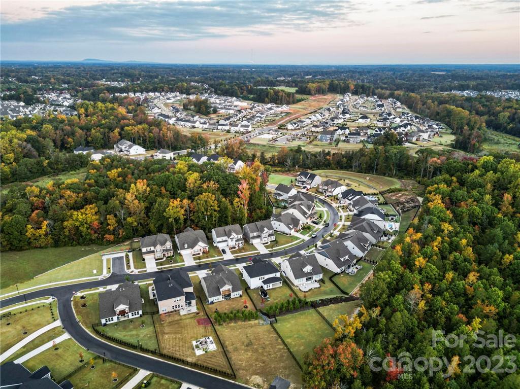 13219 Chopin Ridge Road Huntersville, NC 28078 - Photo 36 of 37 an aerial view of residential houses with outdoor space