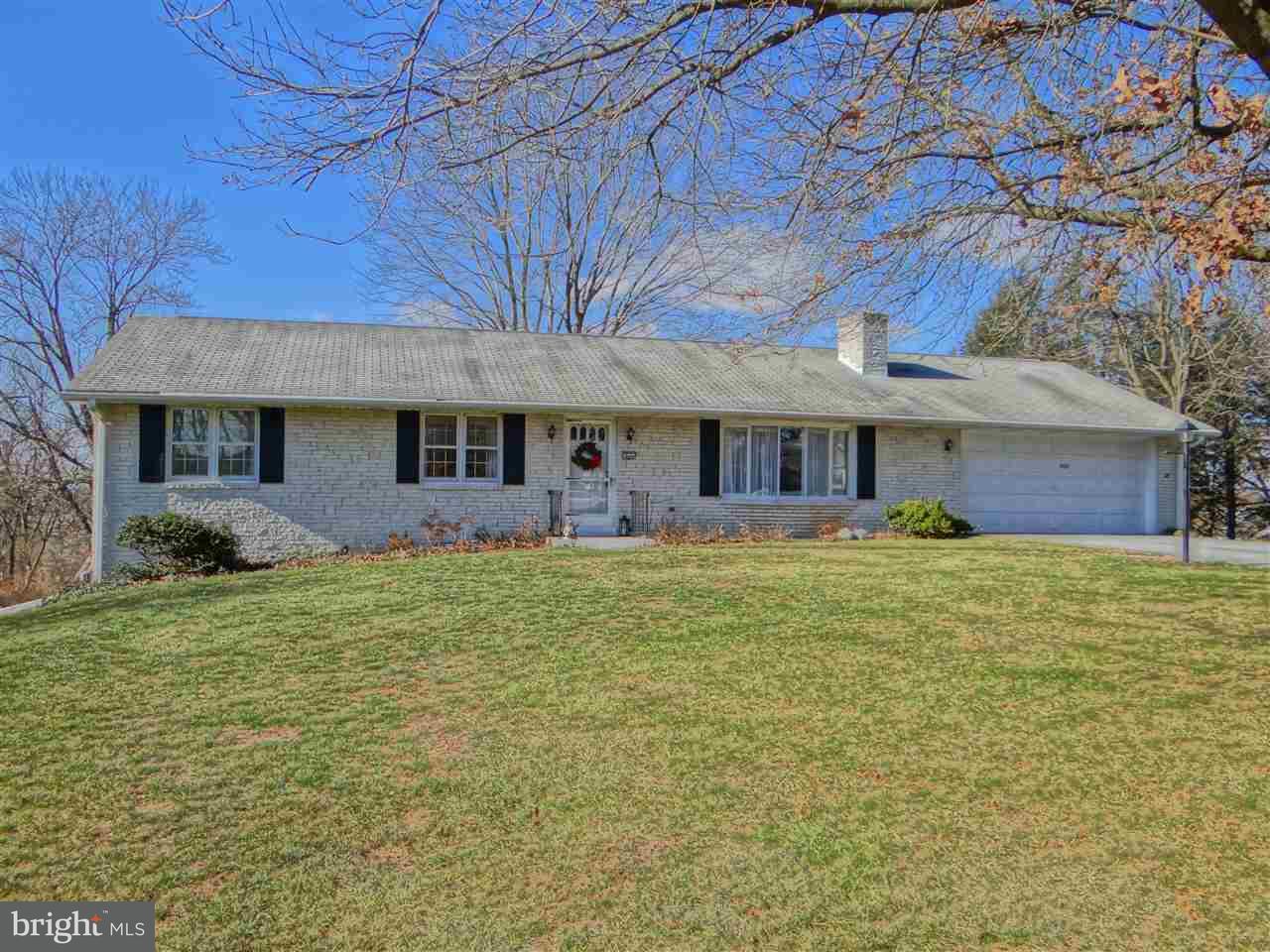 105 Hilltop Road Boiling Springs, PA 17007 - Photo 1 of 25 Gallery Image 1