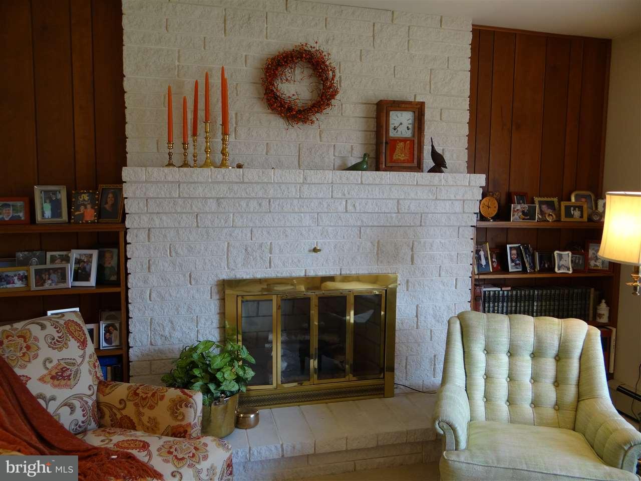105 Hilltop Road Boiling Springs, PA 17007 - Photo 5 of 25 Gallery Image 5