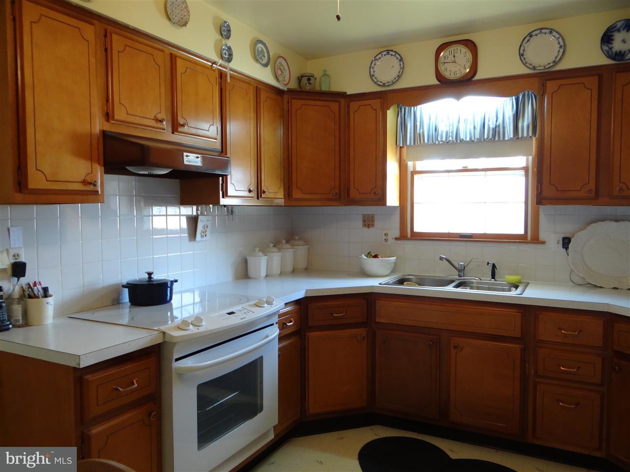 105 Hilltop Road Boiling Springs, PA 17007 - Photo 9 of 25 Gallery Image 9