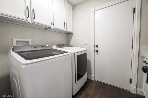 $599,000 | 2724 Eagle Springs Court, Las Vegas, NV 89117