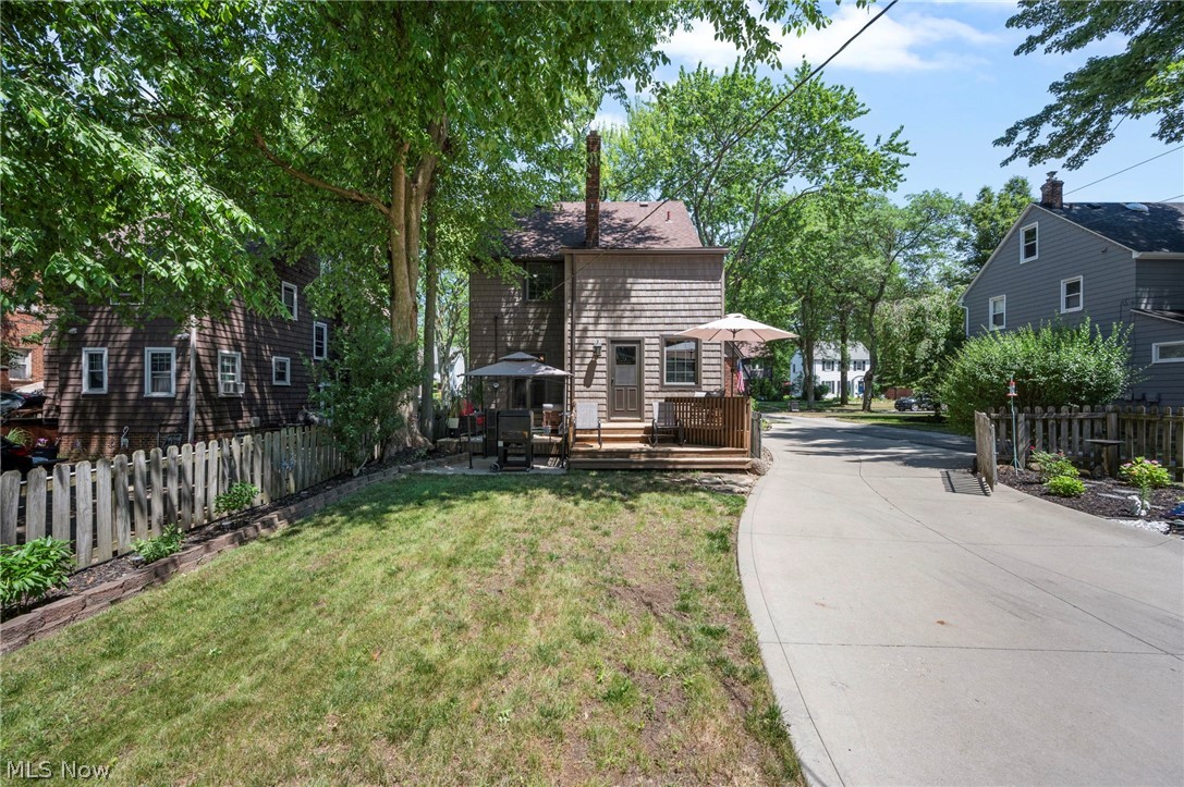 1348 Plainfield Road Cleveland, OH 44121 - Photo 33 of 37