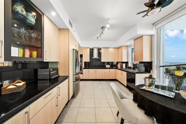 $4,275,000 | 781 Crandon Boulevard, Unit 804, Key Biscayne, FL 33149