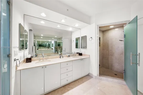 $4,100,000 | 781 Crandon Boulevard, Unit 804, Key Biscayne, FL 33149