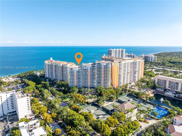 $4,275,000 | 781 Crandon Boulevard, Unit 804, Key Biscayne, FL 33149