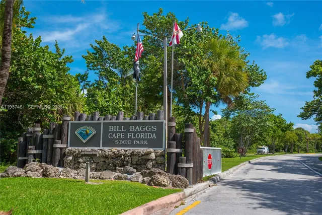$4,275,000 | 781 Crandon Boulevard, Unit 804, Key Biscayne, FL 33149