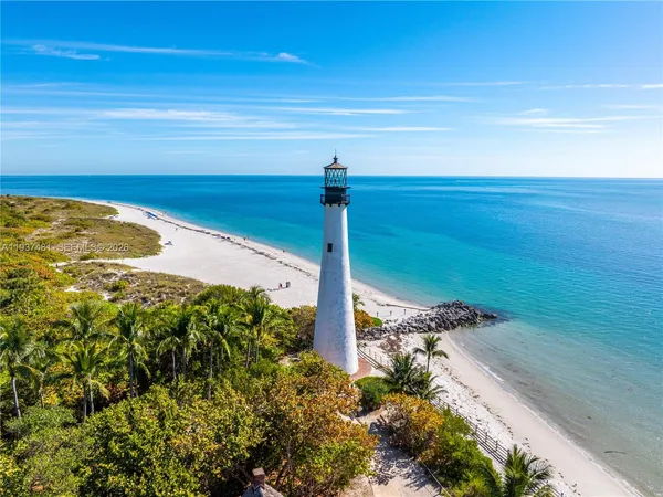$4,100,000 | 781 Crandon Boulevard, Unit 804, Key Biscayne, FL 33149
