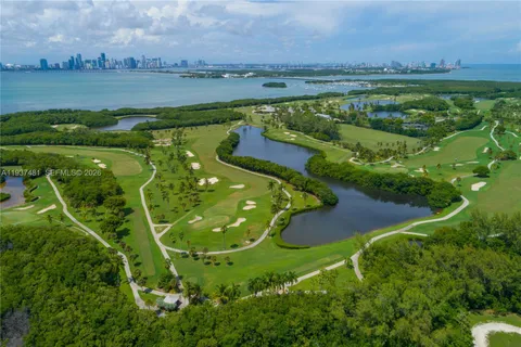$4,275,000 | 781 Crandon Boulevard, Unit 804, Key Biscayne, FL 33149
