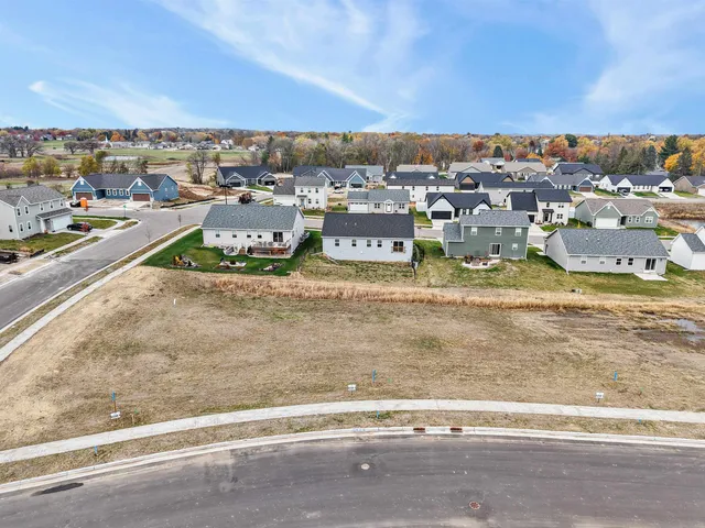 $119,900 | 366 Wild Rose, Stoughton, WI 53589