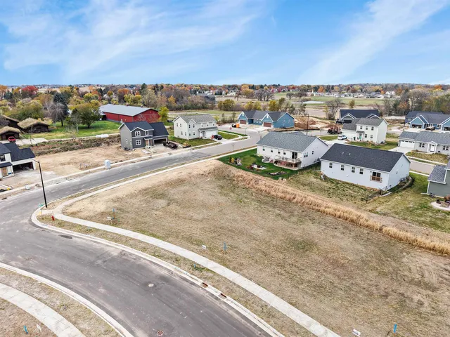 $119,900 | 366 Wild Rose, Stoughton, WI 53589