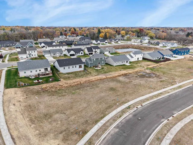 $119,900 | 366 Wild Rose, Stoughton, WI 53589