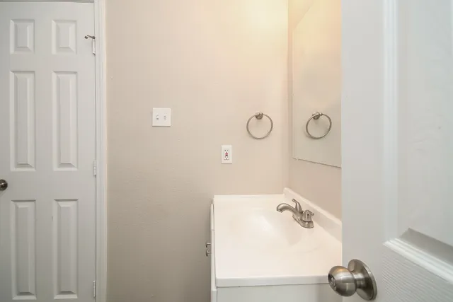 $1,830 | 7223 Londres Drive, Houston, TX 77083