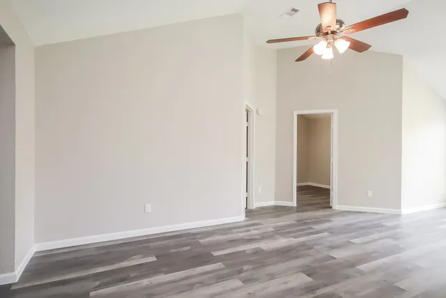 $1,830 | 7223 Londres Drive, Houston, TX 77083