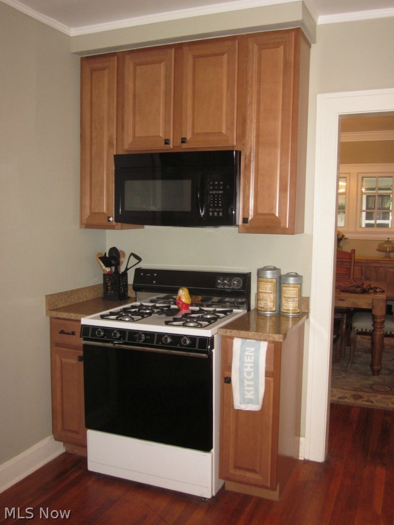 3296 Daleford Road Cleveland, OH 44120 - Photo 11 of 25