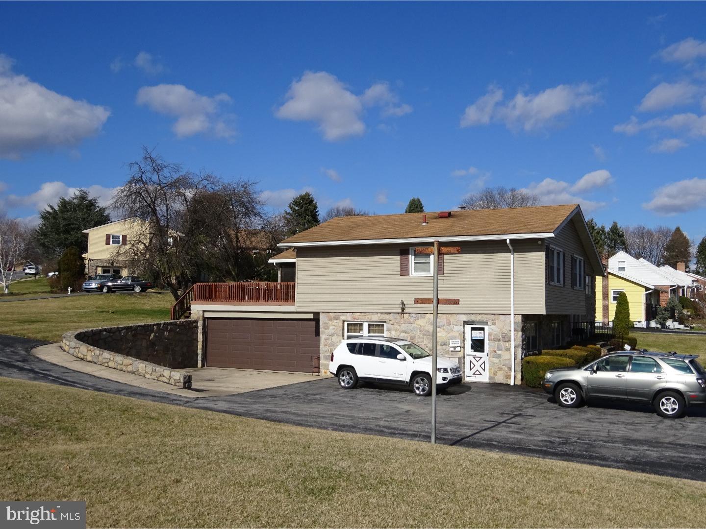 1659 Commonwealth Boulevard Reading, PA 19607 - Photo 4 of 19