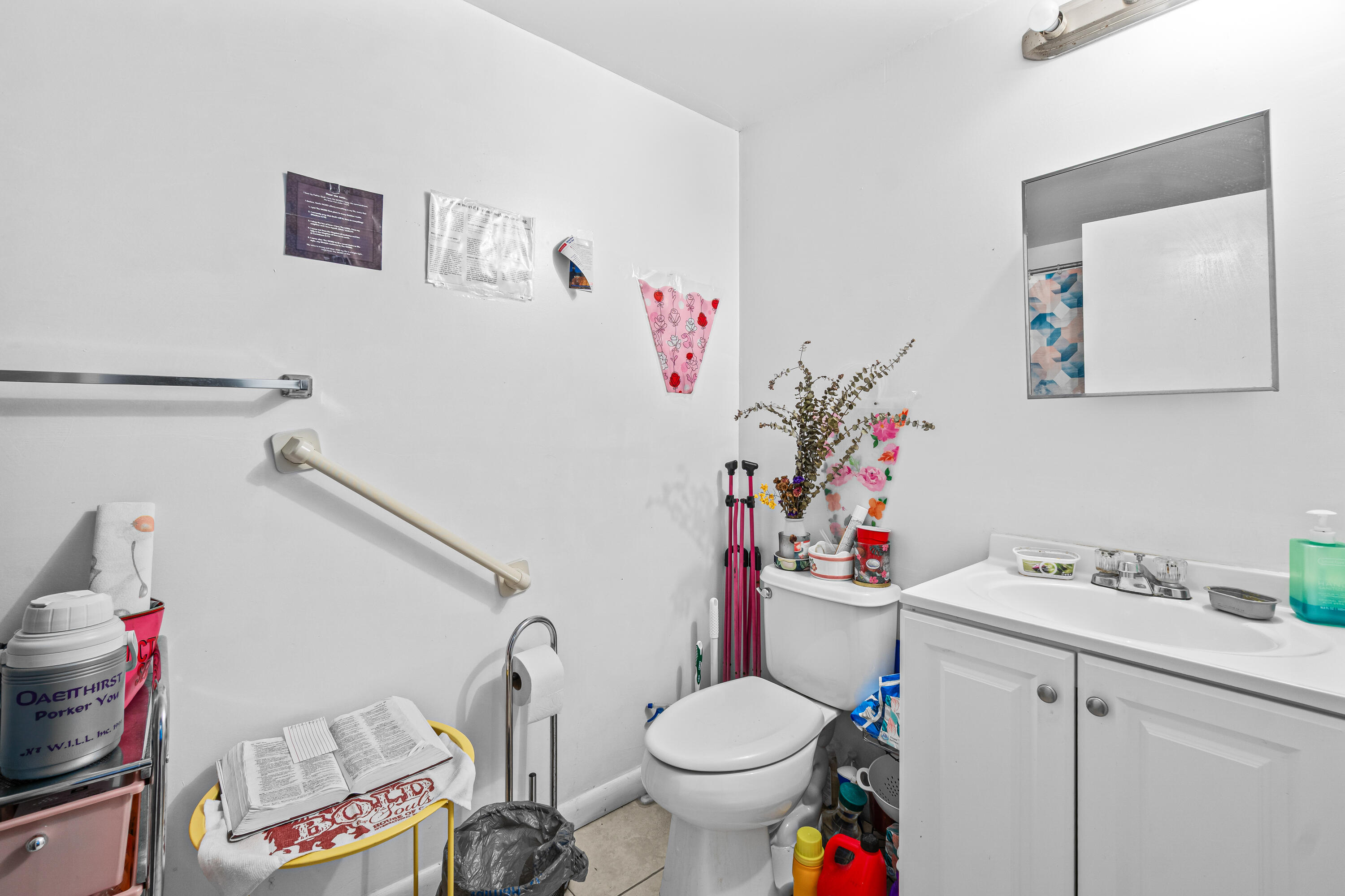 2313 Z Terrace Riviera Beach, FL 33404 - Photo 14 of 21 bathroom 1